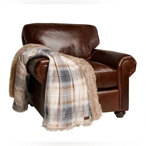 Orvis Cozy Luxe Throw 60” x 70” 100% Polyester Machine Washable Brown - Picture 3 of 6